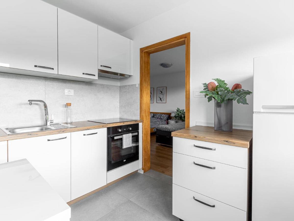 Apartma Vrtnica 5Th Floor Nova Gorica Buitenkant foto